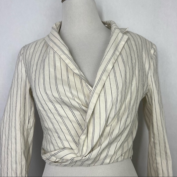 Zara Stripes White Black Women’s Criss Cross Long Sleeve Crop Top Size Small - Picture 2 of 7